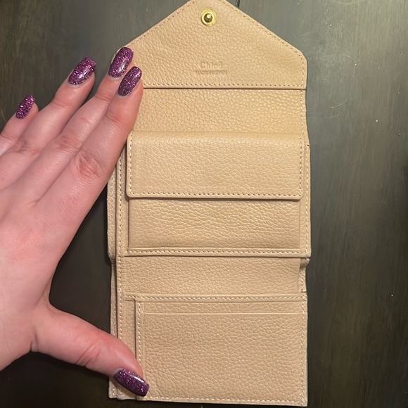 Chloe patchwork leather trifold wallet - Picture 5 of 10